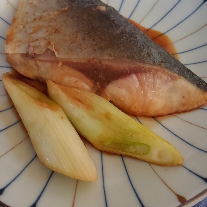 ハマチの照り焼き 山椒風味 レシピ 作り方 By 1つ 楽天レシピ ハマチの照り焼き 山椒風味 レシピ 作り方 By 1つ 楽天レシピ